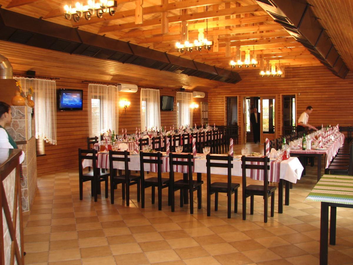 Ligena Econom Hotel Boryspilʼ Esterno foto