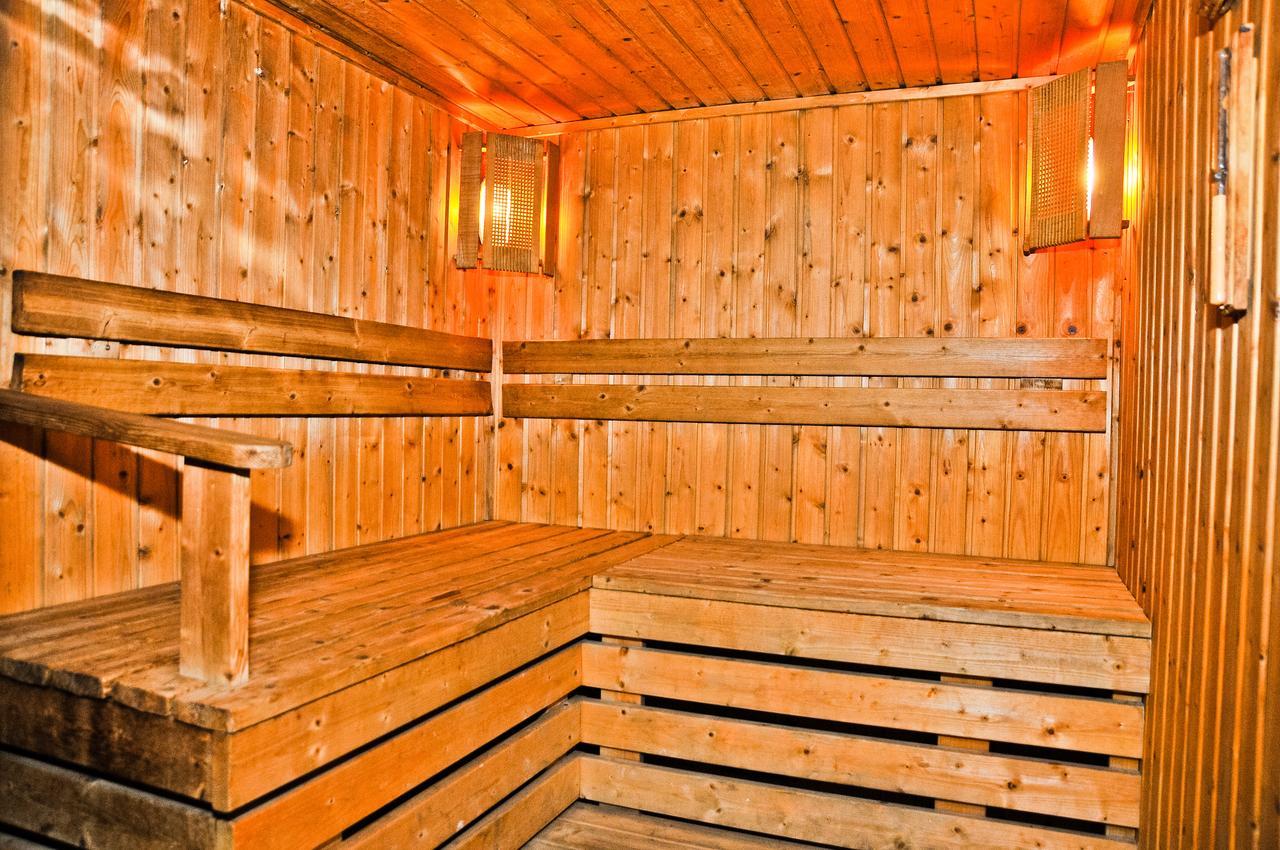 Ligena Econom Hotel Boryspilʼ Esterno foto